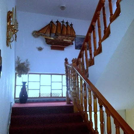 Caria Hotell 3*