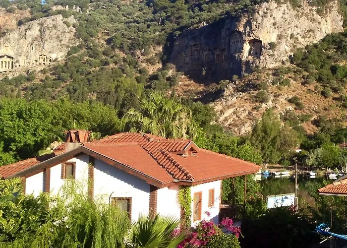 فندق Caria سَريغيرمه